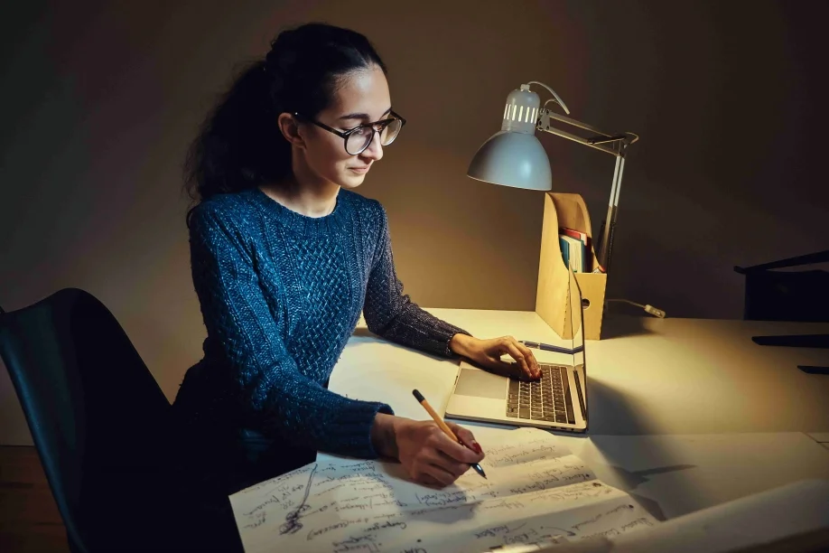 Best Uses of AI Text Writers